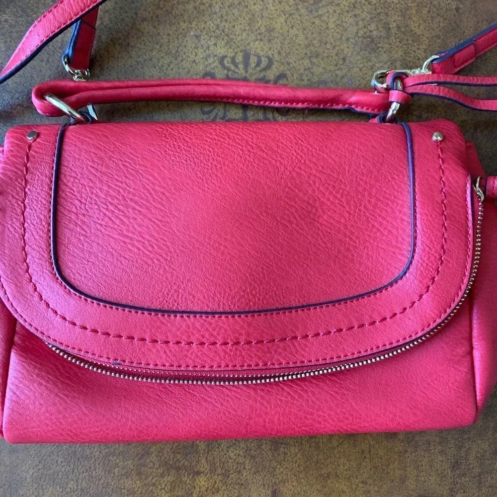 SOLE SOCIETY Rubie Top Handle Bag